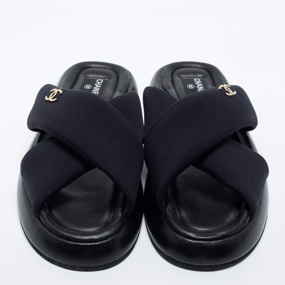 CHANEL WOMENS PUFFY SANDAL BLACK - Picture 3 of 13